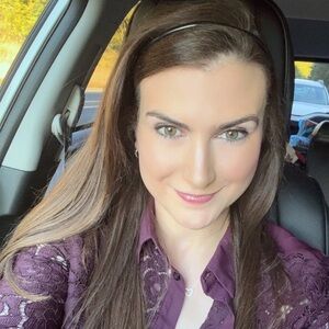 Meet your Posher, Jennifer 💕